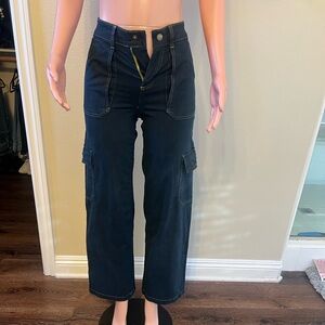 Wild Fable Dark Blue Cargo Pants. Size XXS. Great Fit & Stretch.